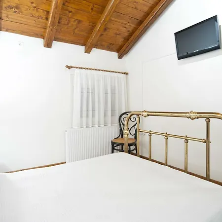 Elia Chrisso 3* Delphi