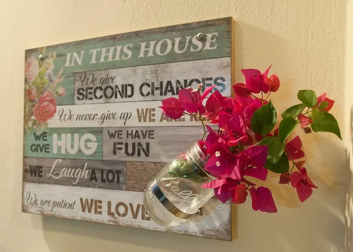 Elia Chrisso Pensión